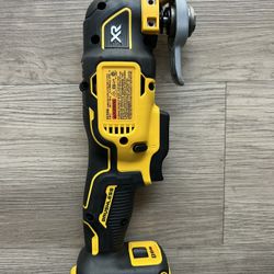 DEWALT 20V MAX XR Cordless Brushless 3-Speed Oscillating Multi Tool (Tool Only