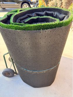 15x5 $100 brand new turf remnant dog run artificial turf