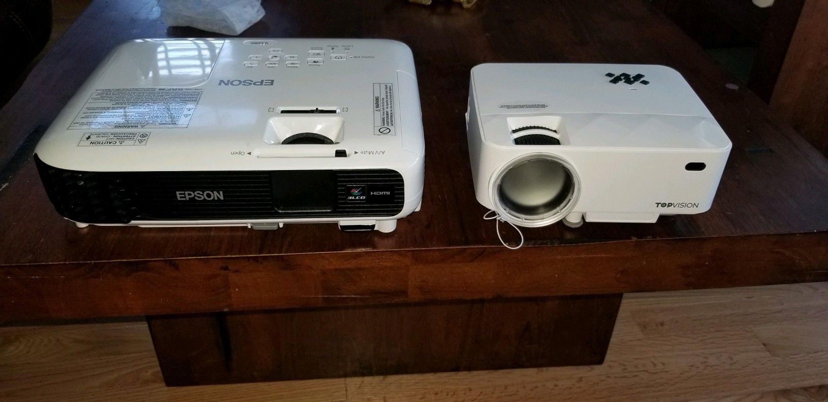 Epson VS250 Projector