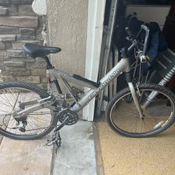 2 X Cannondale Super V400, $350 Each, Hardly used 