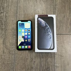 iPhone XR UNLOCKED