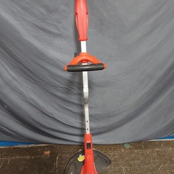Black & Decker Electric GrassHog Edger & Trimmer for Sale in Clayton ...