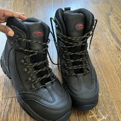 Avenger work boots 