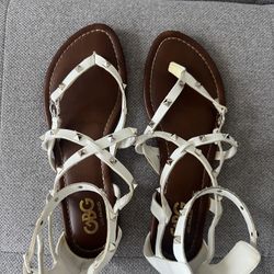 GBG Los Angeles White Gladiator Sandals - Size 8.5M
