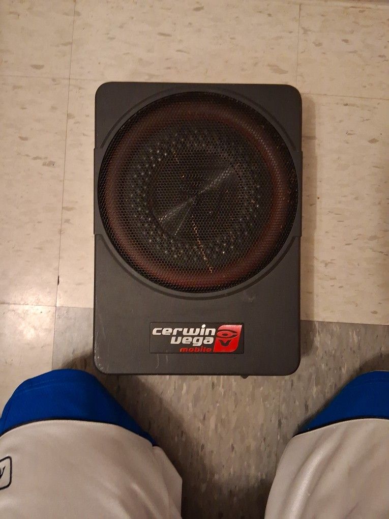 Speaker Amp System Specificly For It To Be The Best System To Wire Good Under The Seat Ull Feel Differece