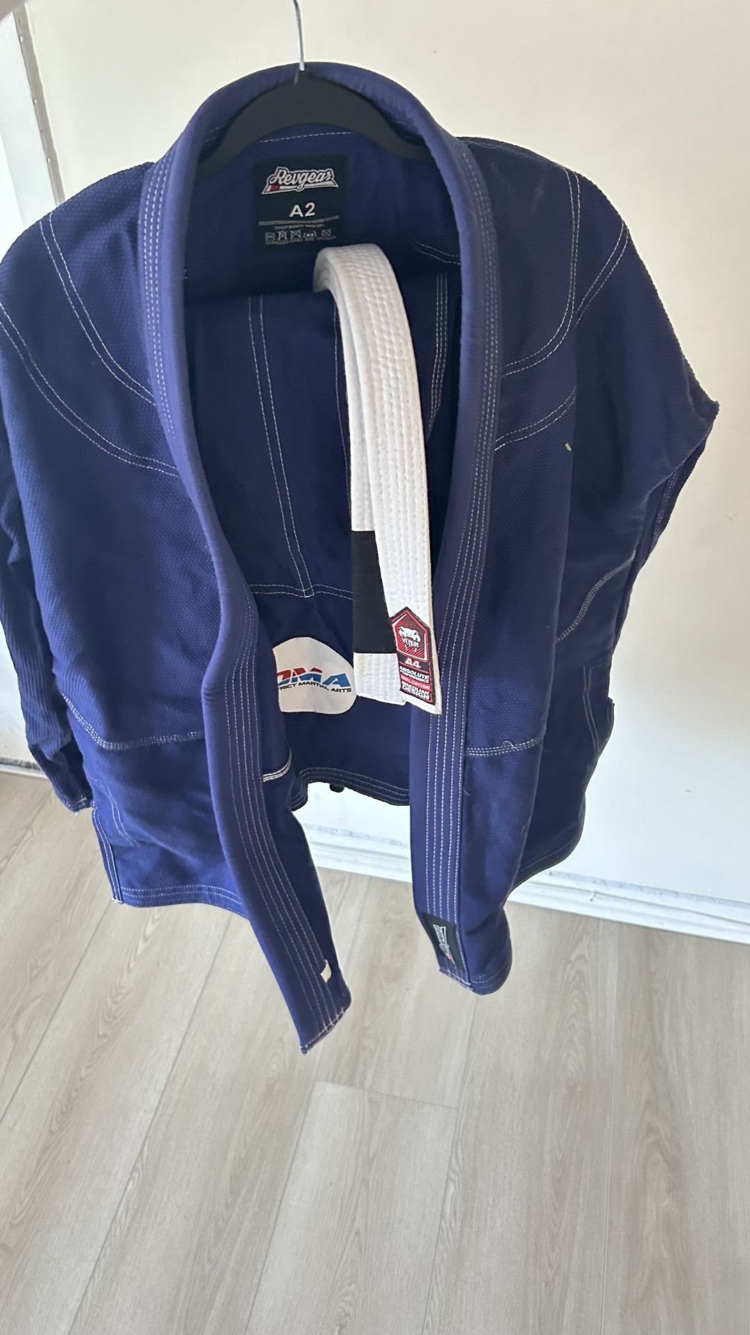 Jiu Jitsu Gee + White Belt