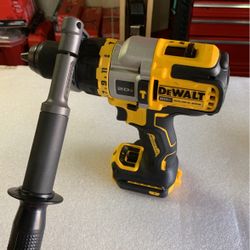 DEWALT 20-Volt MAX Brushless Cordless 1/2 in. Hammer Drill/Driver with FLEXVOLT ADVANTAGE (Tool Only)