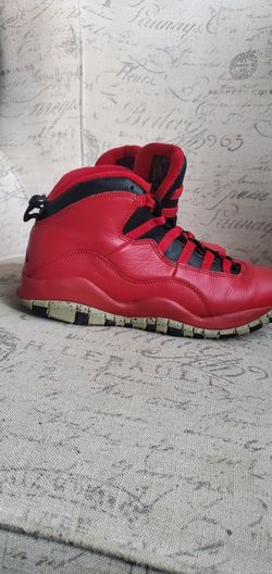 Women's Retro Jordan's: Size 6.5