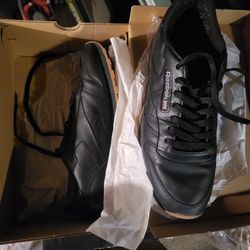 Men's Reebok Size 12
