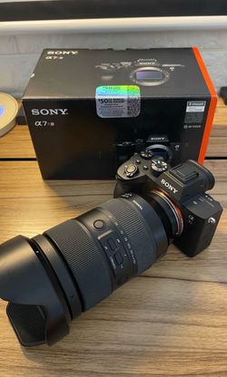 Sony Alpha A7rIV with Tamron 35-150mm F2.0-2.8