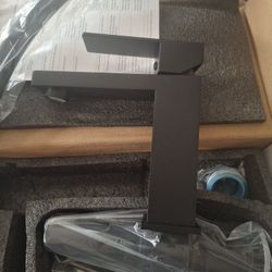 Midanya Bathroom Faucet