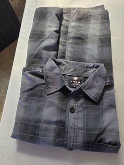 YAGO PLAID SHIRT SHORT SLEEVE SIZE  LARGE GREY AND BLACK
