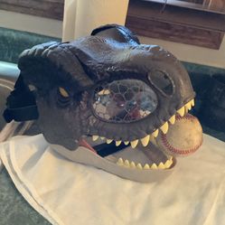 Jurassic World Dominion Tyrannosaurus Rex Chomp N Roar mask, makes sounds.  Like New Condition Adjustable Straps To Fit Head