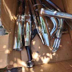 Brand New Harley  Softtail Pipes.  Everything Is Complete 