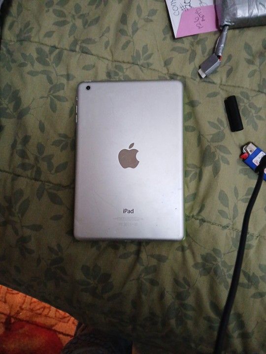 IPad Model:A1432 Cracked Glass