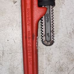 Husky 14" Pipe Wrench Heavy Duty 2" Cap. Drop Forged Jaws