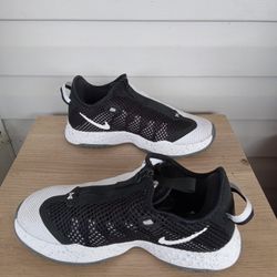 NIKE PG 4 EP OREO WHITE/BLACK-PURE PLATINUM (CD5082-100)