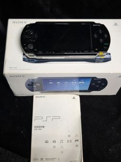Sony PSP-1000 Black Handheld System w/ Box