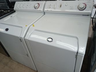 Maytag Neptune front load washer and gas dryer set - Free delivery