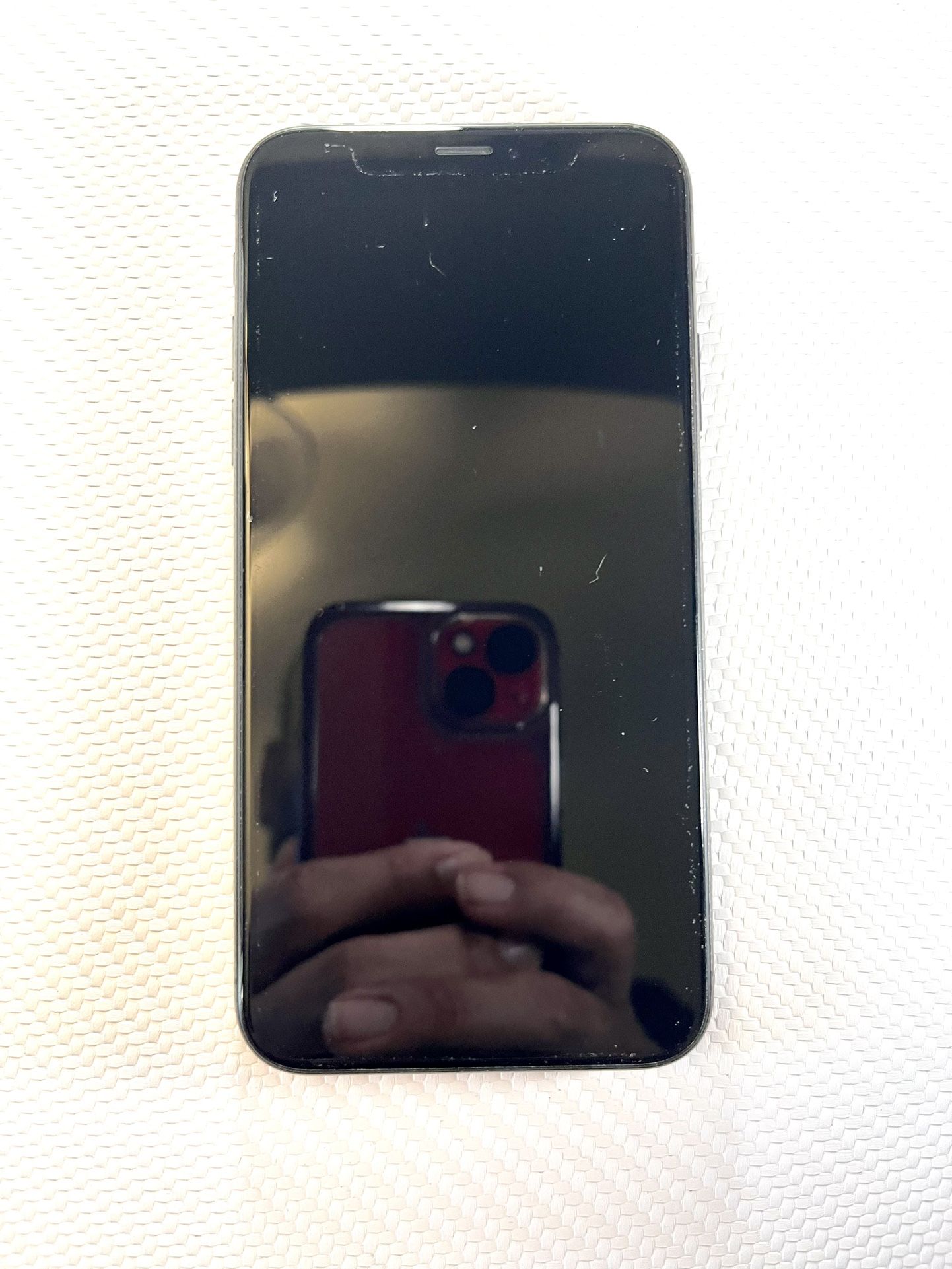 Apple iPhone X (10) 64gb UNLOCKED Mint Condition