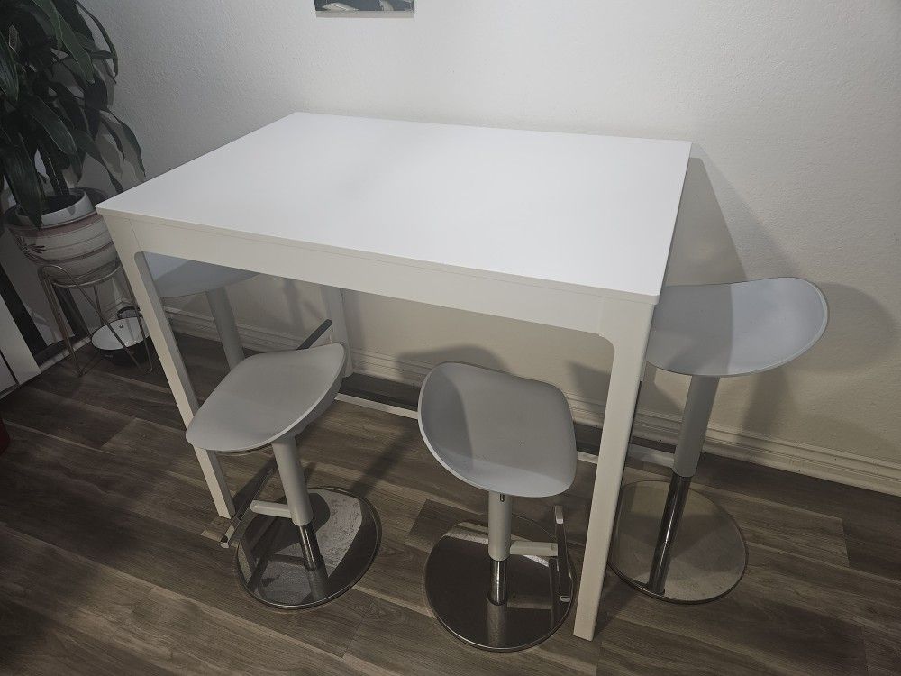 Dining Table With Stools