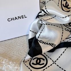 AUTHENTIC Luxury 100% Silk Scarf C Logo 20”x20”