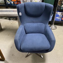 HANDY LIVING Blue Spinner Chair