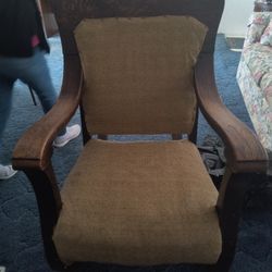 Antique Rocking Chair 