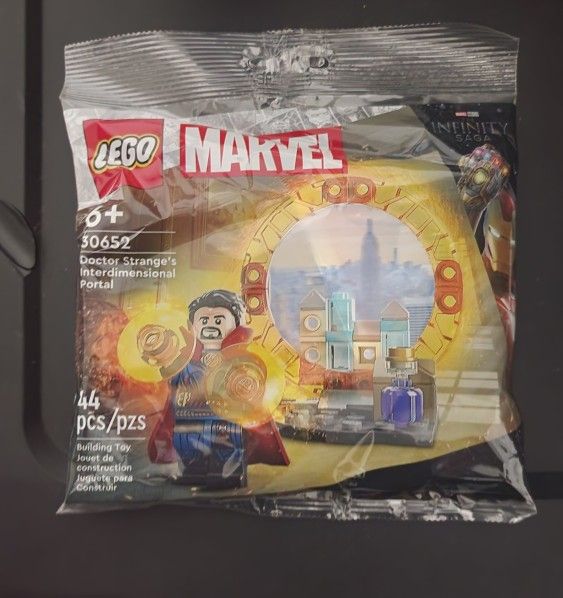LEGO DOCTOR STRANGE'S INTERDIMENSIONAL PORTAL POLYBAG #30652