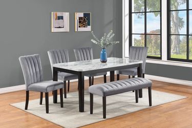 New counter height set only $30