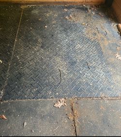 Rubber barn mats