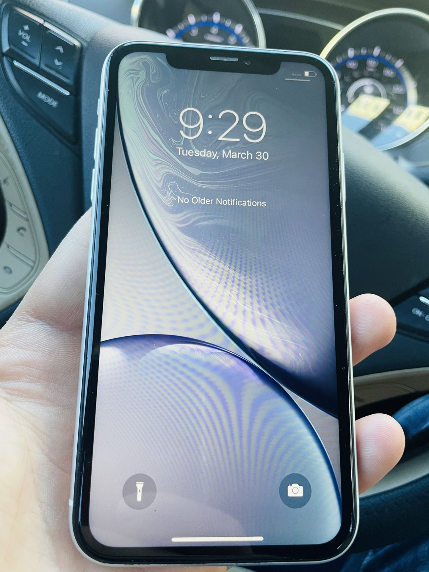 Iphone XR Unlocked 128 Gb ( 5🌟🌟🌟🌟🌟 Seller )