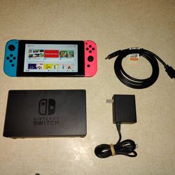 NINTENDO SWITCH in Great Condition
