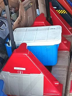 100s of 5500 capacity Palletjacks 4 sale $199-299ea