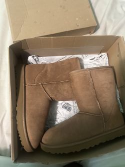 Classic Uggs II Size 11 Women