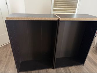 Book shelf with two shelves