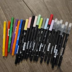 Assorted Tombow Brush Markers