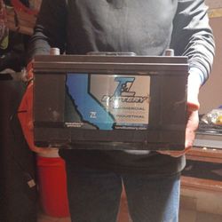 New  Car Or Truck Batterys