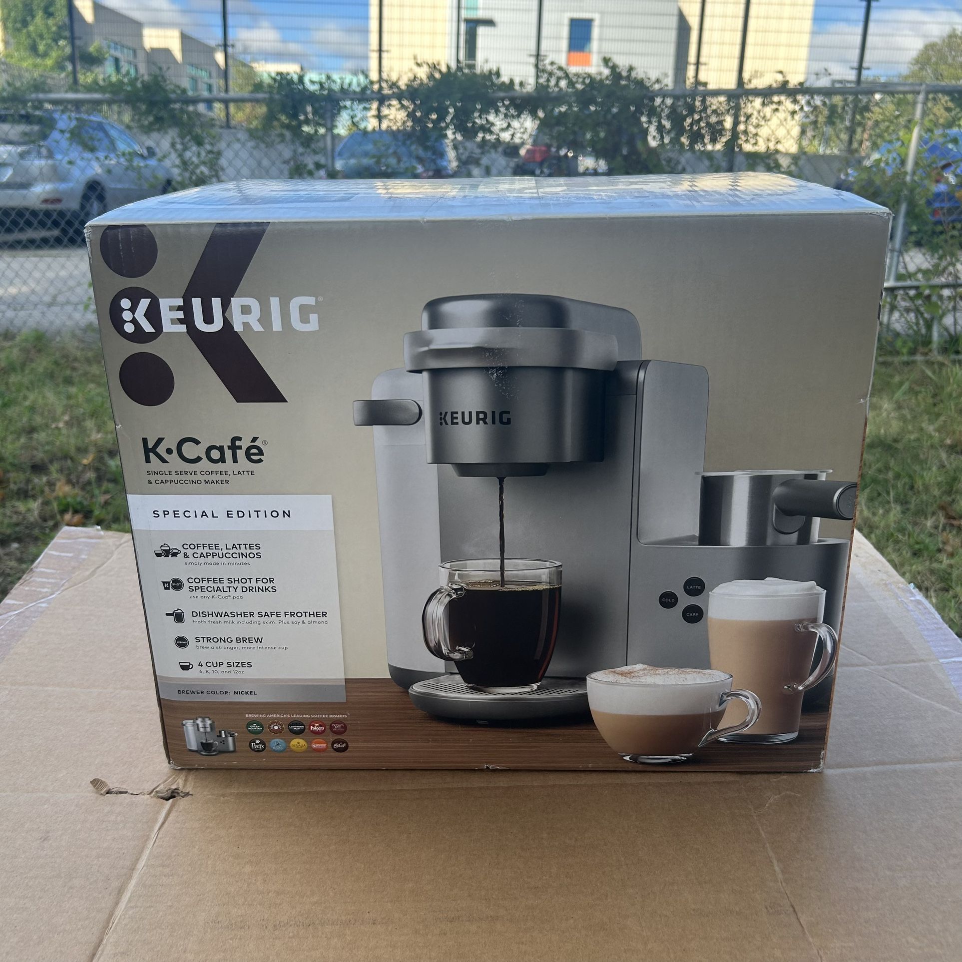 Keurig K-Cafe Special Edition Single-Serve K-Cup Pod Coffee, Latte and Cappuccino Maker Silver NEW