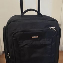 Makeup Case With Wheels And Also Turns Into A Backpack