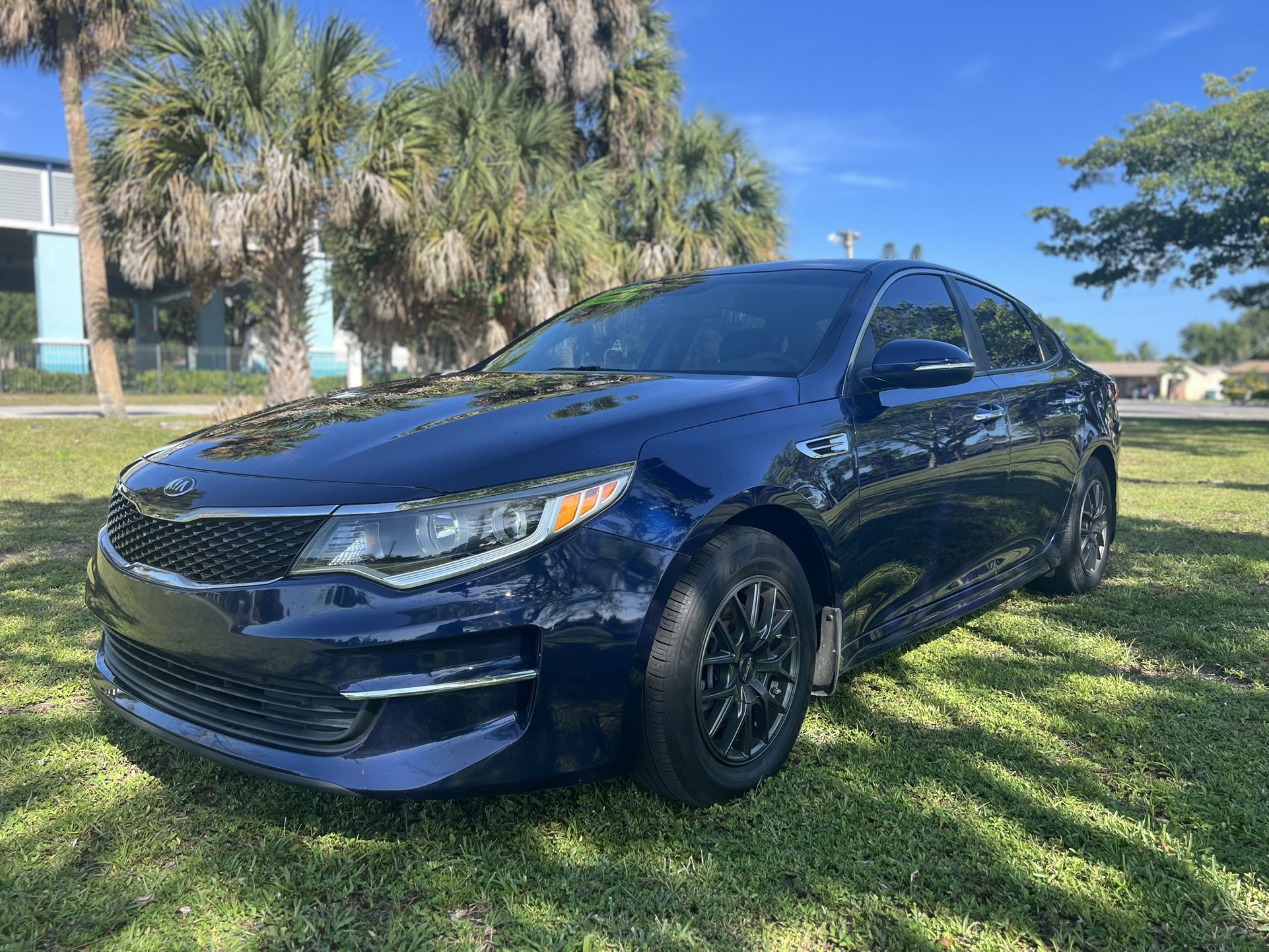 2019 KIA Optima