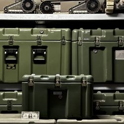 MILITARY PELICAN HARDIGG STORAGE CASE