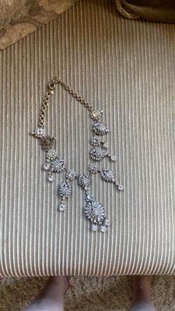 Costume jewelry necklace