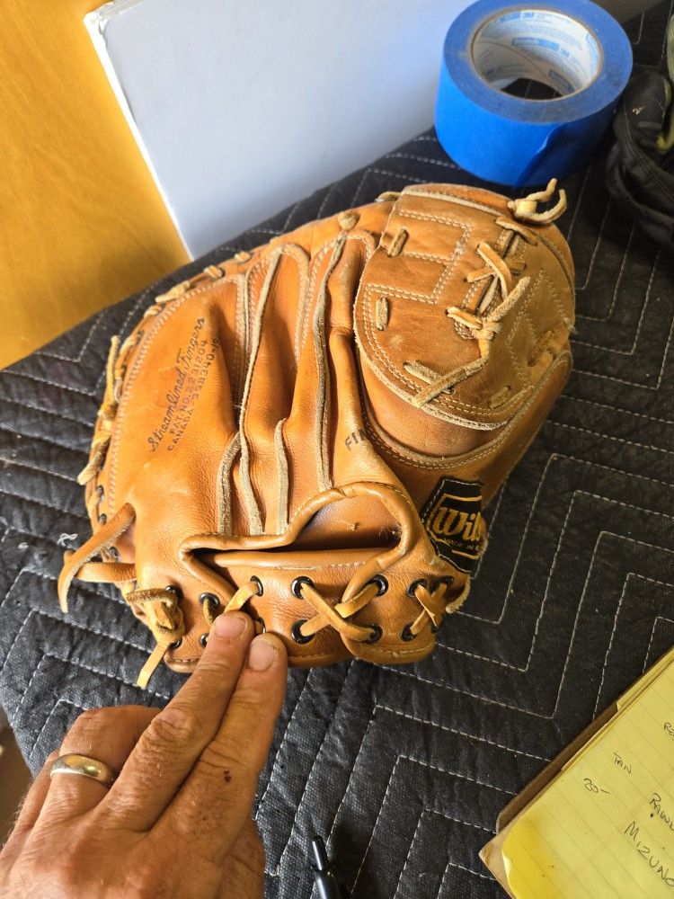 VINTAGE Wilson Catcher's Glove
