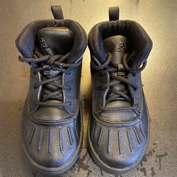 NIKE WOODSIDE BOOTS BOYS 10C BLACK