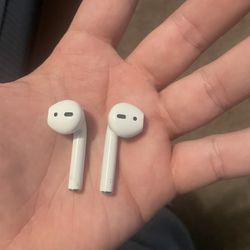 AirPods