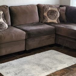 Chocolate L Sectional With Chaise 