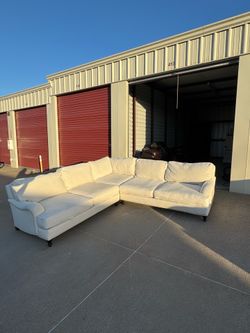 Jonathan Louis Sectional