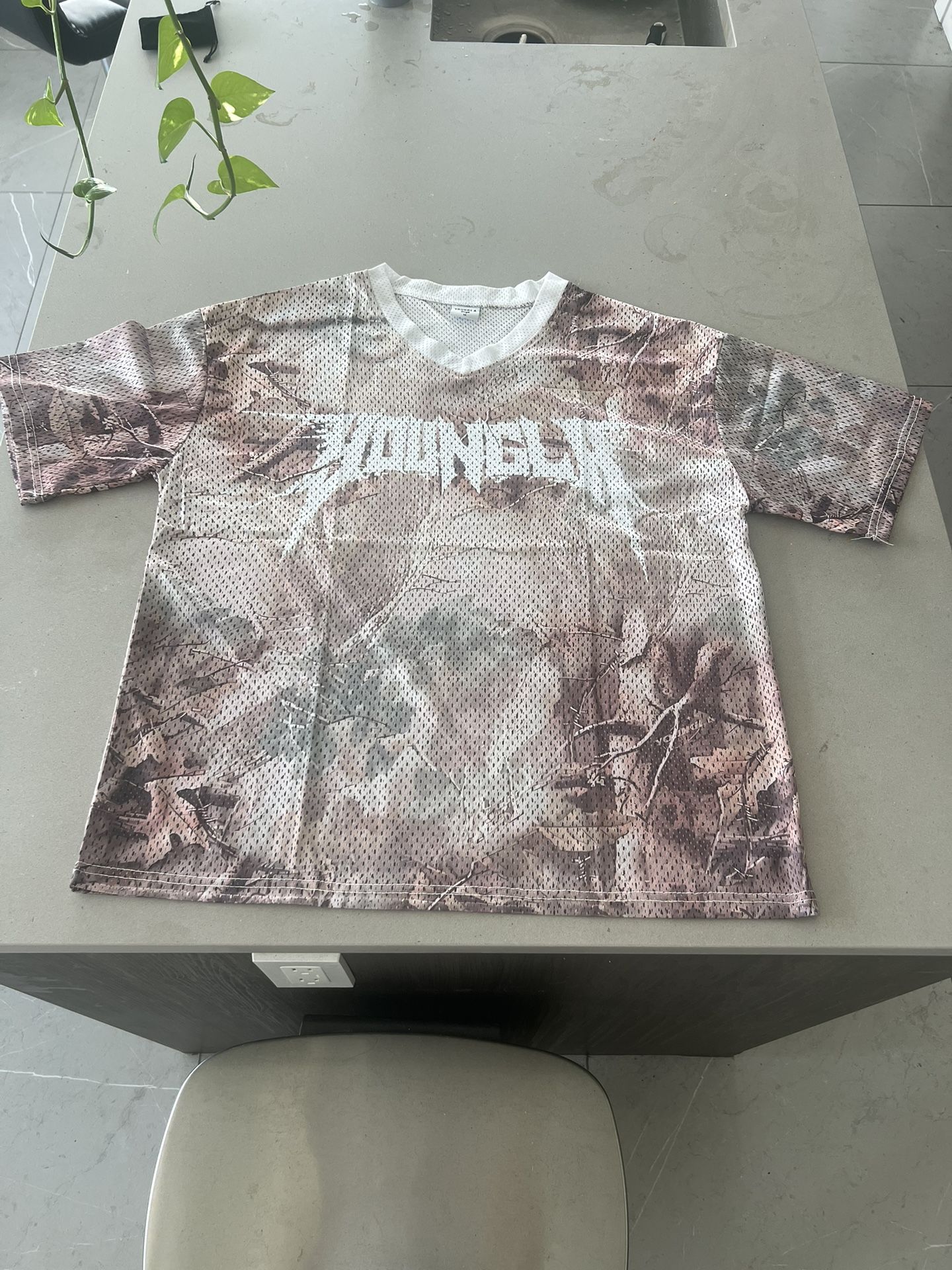 Young LA Venom Jersey Size Medium