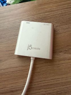 j5create 4K HDMI USB-C Adapter